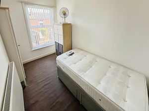 Bedroom 2- click for photo gallery